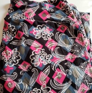 Tc (tall & curvy) lularoe leggings
